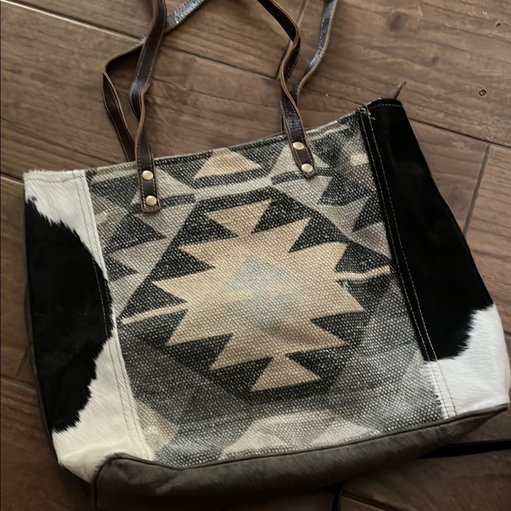 Myra Bag Black and White Geometric Tote